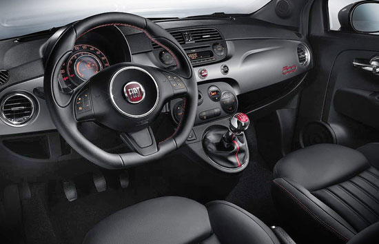 салон Fiat 500 Gucci